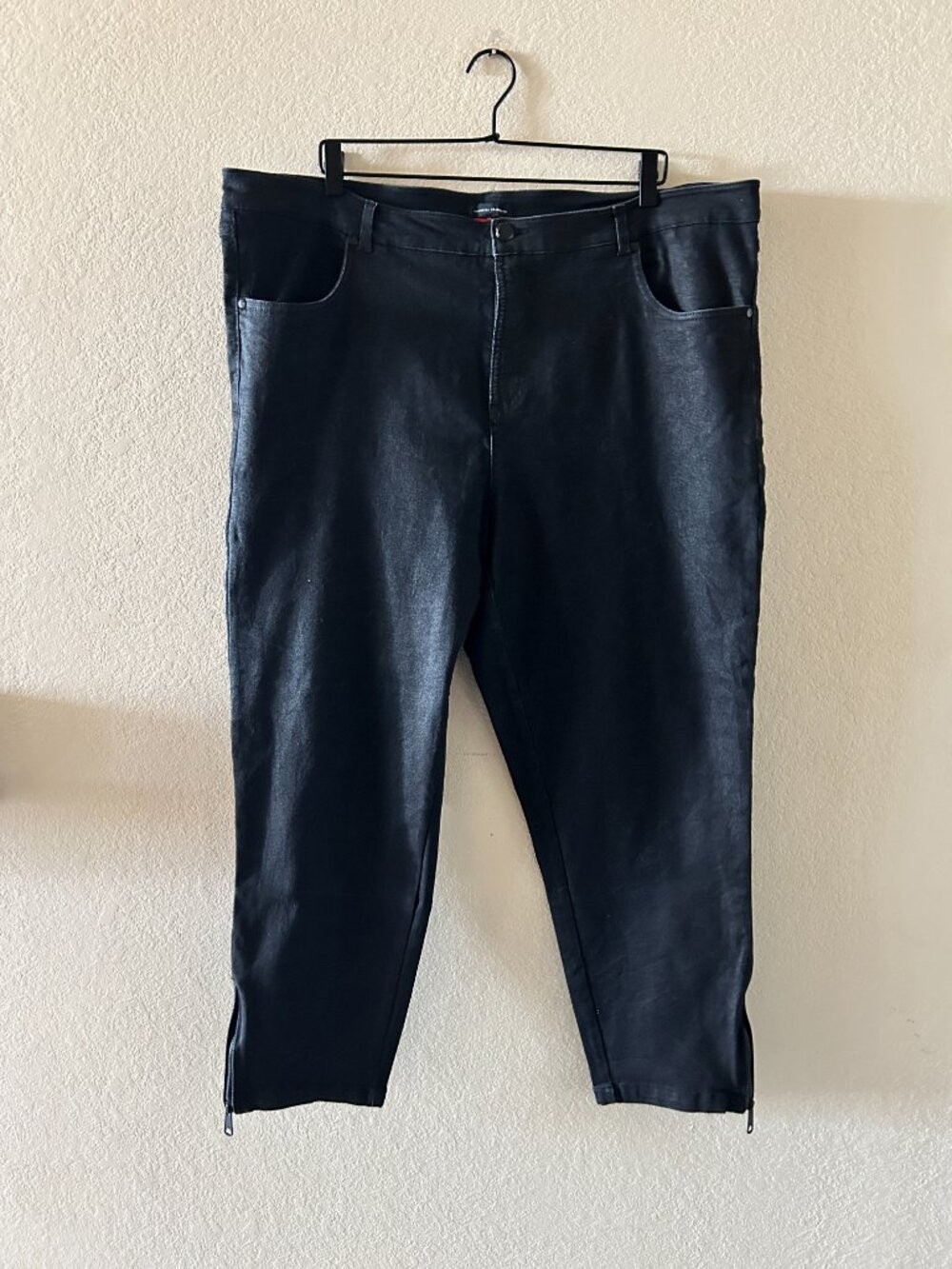 Universal Standard Black Coated Meuse High Rise Zipper Ankle Slim Jeans Size 20
